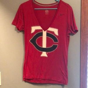 Nike Minnesota Twins shirt
